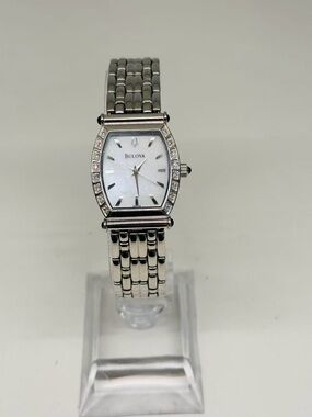 Bulova Women’s Diamond Accent Watch Quartz Dress Bracelet Watch New Battery Runs